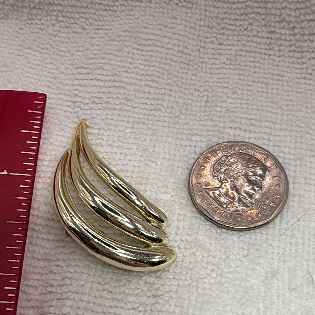Signed Piscitelli Gold-Tone Layered Wave Brooch Modernist Brooch